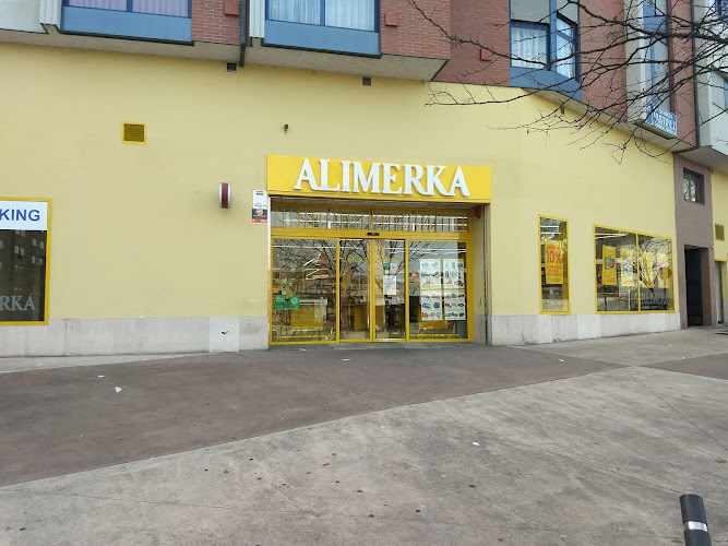 Fotografia tomada fuera de Supermercados Alimerka - Supermercado en Ponferrada, León