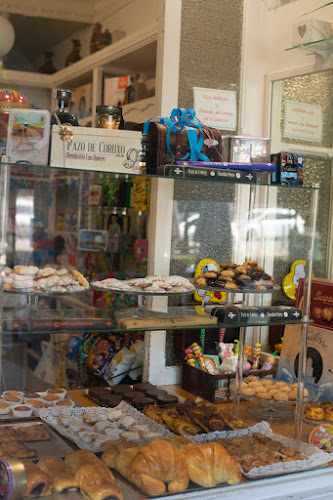 Fotografia tomada fuera de Doceria Rábade - Pastelería en Betanzos, A Coruña