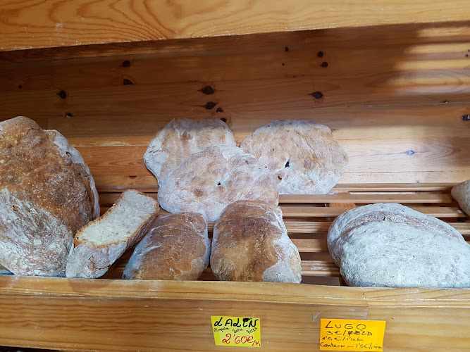 Fotografia tomada fuera de Panaderia O Pan De Leña - Panadería en Pontevedra, Pontevedra