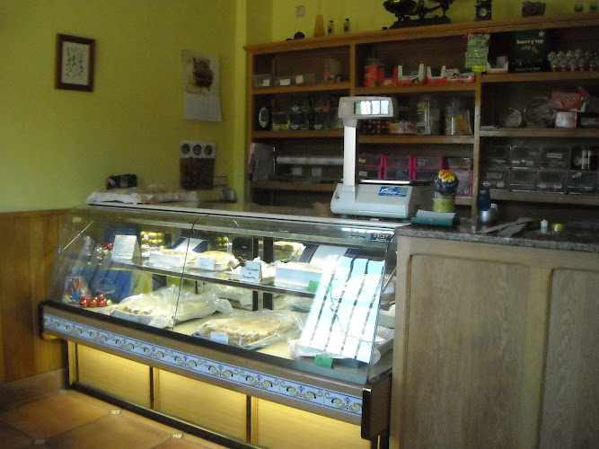 Fotografia tomada fuera de Confitería Colinas - Pastelería en Villardeciervos, Zamora