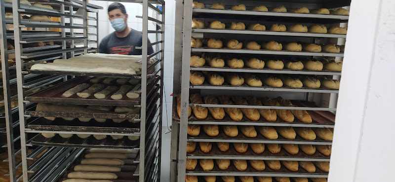 Fotografia tomada fuera de Euskal Etxeen - Panadería en Elexalde, Vizcaya