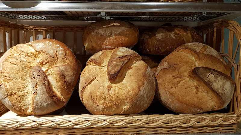 Fotografia tomada fuera de Forn de Collsuspina - Forn de pa en Collsuspina, Barcelona