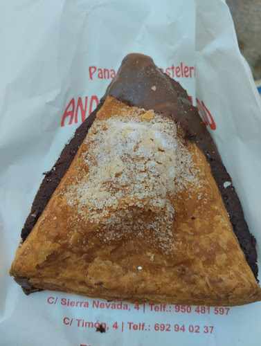 Fotografia tomada fuera de Panadería Andrés Quevedo - Panadería en El Ejido, Almería