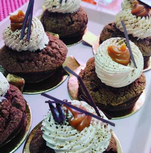 Fotografia tomada fuera de Despacho de pan Rosa II - Tienda de alimentación en El Ejido, Almería