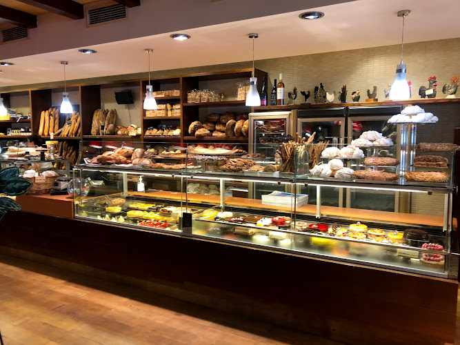 Fotografia tomada fuera de Fleca Parés - Panadería en Vilafranca del Penedès, Barcelona