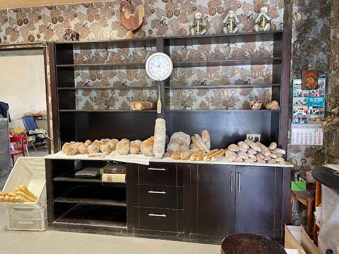 Fotografia tomada fuera de Panadería Labrador - Panadería en Malpica, A Coruña