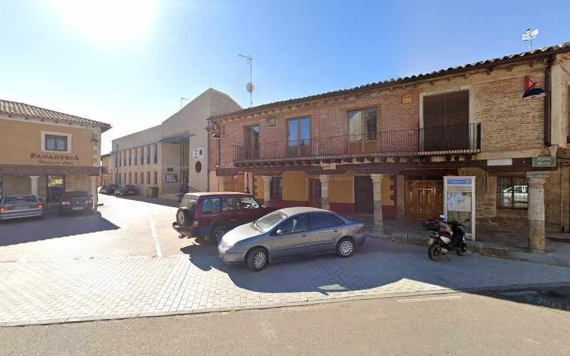 Fotografia tomada fuera de Panadería La Cruz - Panadería en Villabrágima, Valladolid