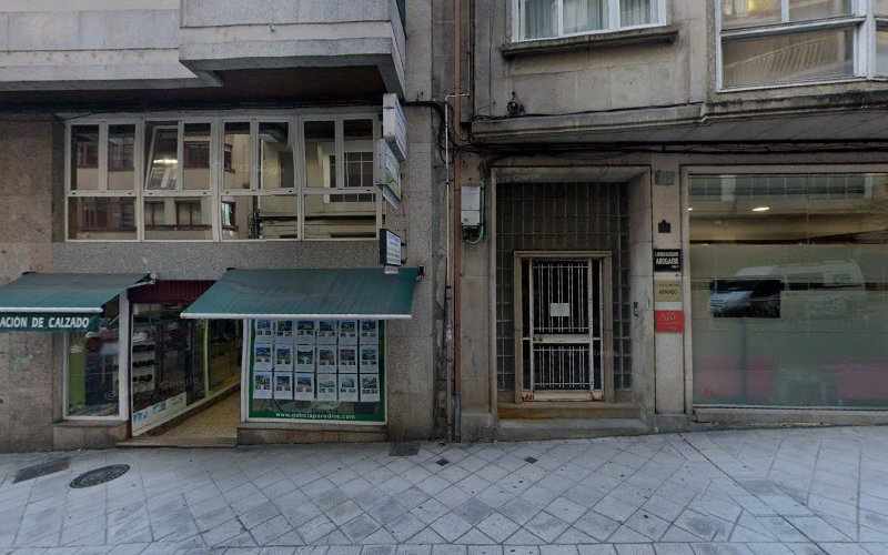 Fotografia tomada fuera de PAN PUNTO NEGRO - Panadería en Ourense, Orense