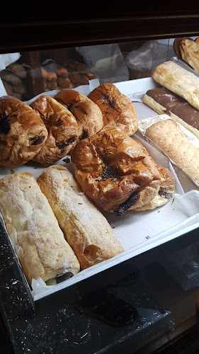 Fotografia tomada fuera de Panadería Antonio Milesio - Panadería en Campotéjar, Granada