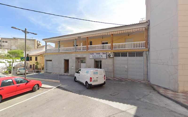 Fotografia tomada fuera de Villén - Panadería en Pinos Puente, Granada