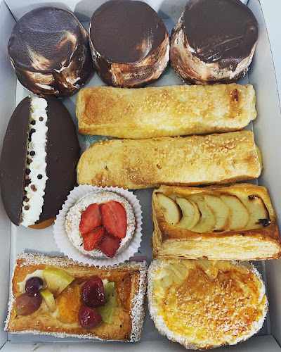 Fotografia tomada fuera de Panaderia El Buen Gusto - Panadería en Granada, Granada