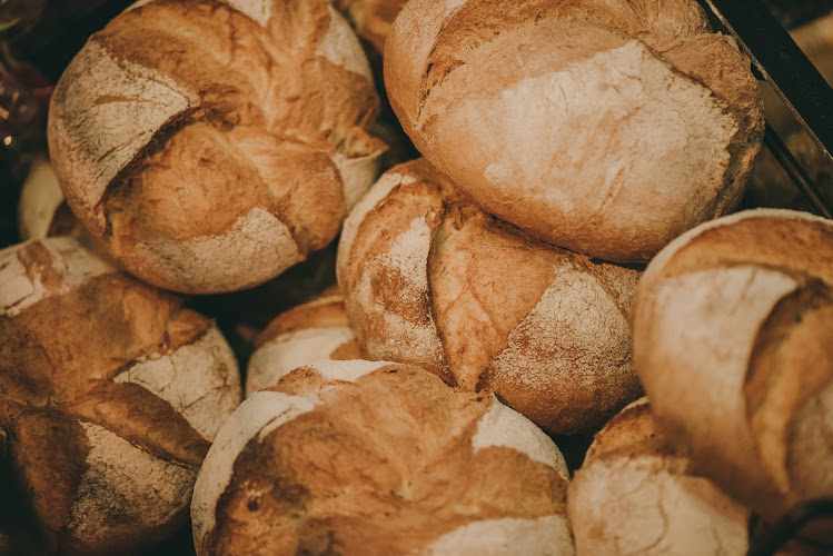 Fotografia tomada fuera de Panadería Valero Forn Tradicional - Panadería en Castellar del Vallès, Barcelona