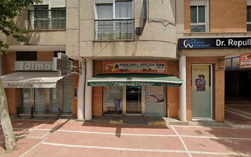 Fotografia tomada fuera de Panadería Gonzalo - Panadería en Dos Hermanas, Sevilla