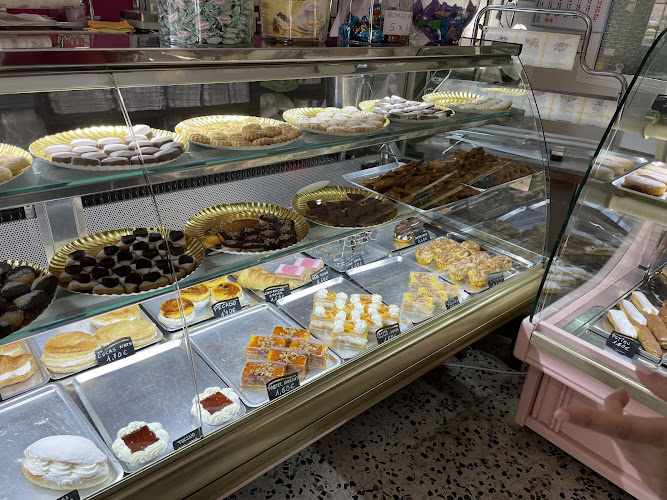 Fotografia tomada fuera de Pastelería La Miloja Lola - Pastelería en Dos Hermanas, Sevilla