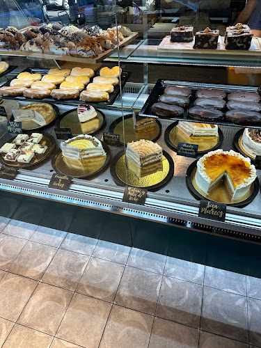 Fotografia tomada fuera de Sweet Bakery Montequinto - Pastelería en Montequinto, Sevilla
