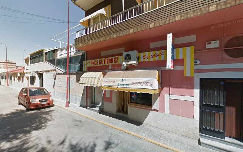 Fotografia tomada fuera de Panadería Hnos Gutierrez - Panadería en Ciempozuelos, Madrid