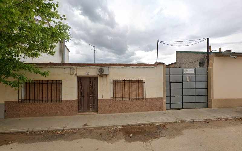Fotografia tomada fuera de Panaderia El Molinillo - Panadería en Castellar de Santiago, Ciudad Real