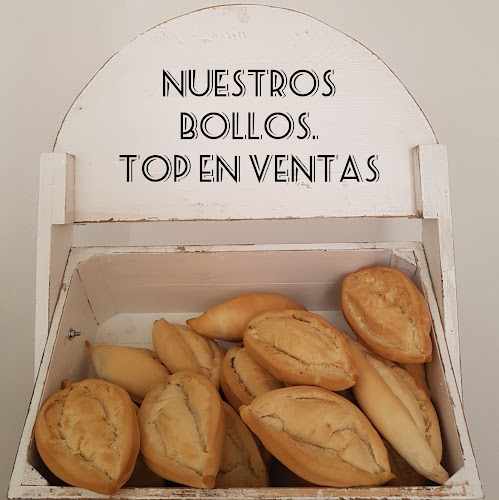 Fotografia tomada fuera de Panaderia Robles - Panadería en Bollullos de la Mitación, Sevilla