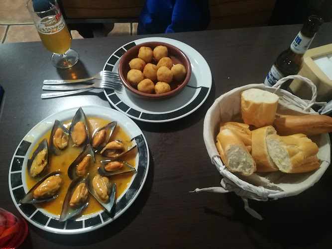 Fotografia tomada fuera de Bar Moderno - bares en Bárcena de Pie de Concha, Cantabria