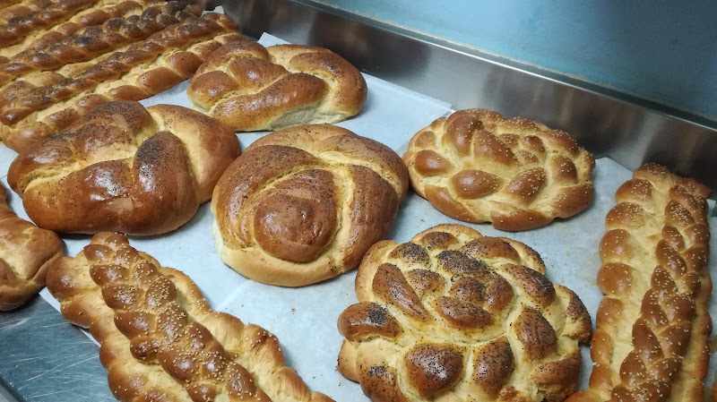 Fotografia tomada fuera de Panadería Luis Ángel - Panadería en Almonacid de la Sierra, Zaragoza