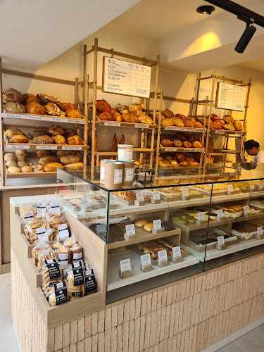 Fotografia tomada fuera de Fermento Casa de Panaderos - Panadería en Majadahonda, Madrid