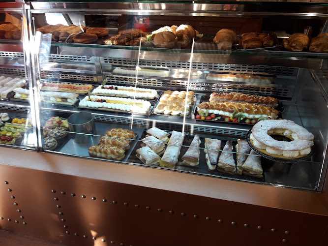 Fotografia tomada fuera de Pastisseria Mª Àngels - Pastisseria en Mollerussa, Lérida