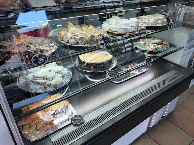 Fotografia tomada fuera de Fika Pastelería Artesanal - cafeterías en San Bartolomé de Tirajana, Las Palmas