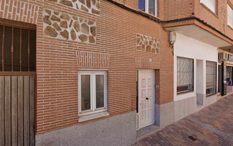 Fotografia tomada fuera de Frutos Secos Pinocho - Tienda de golosinas en Toledo, Toledo