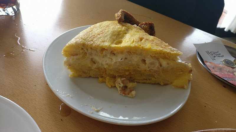 Fotografia tomada fuera de Restaurante Cafetería El Rincón del Cerrato - restaurantes en Venta de Baños, Palencia
