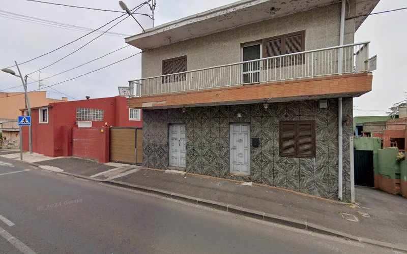 Fotografia tomada fuera de Panadería Nieves - Panadería en Barranco de las Lajas, Santa Cruz de Tenerife