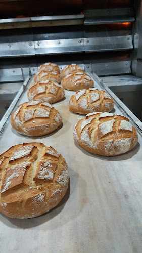 Fotografia tomada fuera de Panadería El Fuerte - Panadería en Gabia Grande, Granada