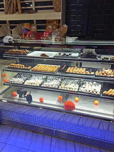 Fotografia tomada fuera de Forn De Pa Maissapan Fleca - Panadería en Premià de Mar, Barcelona