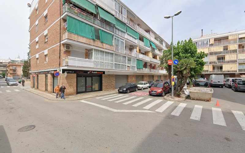 Fotografia tomada fuera de Alquimia Medieval S.L. - Panadería en Pineda de Mar, Barcelona