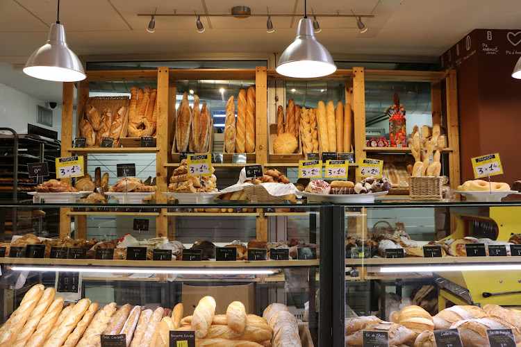 Fotografia tomada fuera de Forn de Pa Can Rosell - Catalunya - Panadería en Molins de Rei, Barcelona