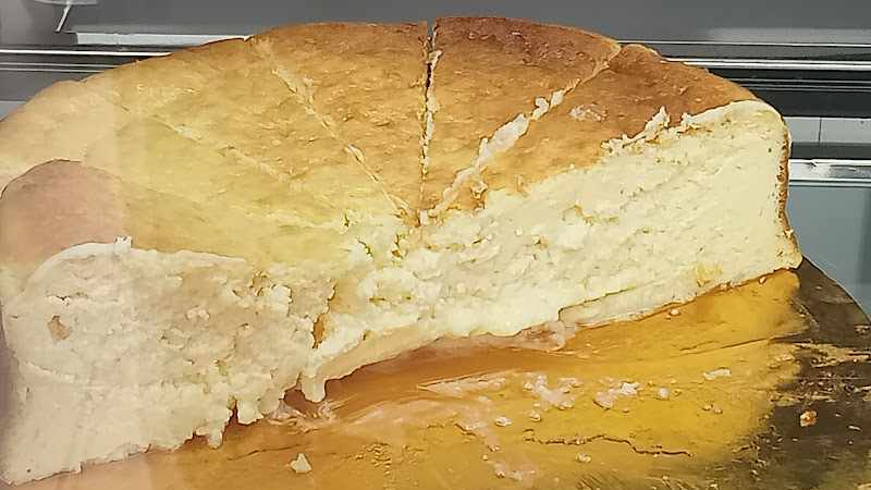 Fotografia tomada fuera de EMPASTÍSSA'T - Pastisseria en Molins de Rei, Barcelona