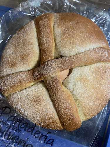 Fotografia tomada fuera de La Panaderia De Silverio - Panadería en Almorox, Toledo