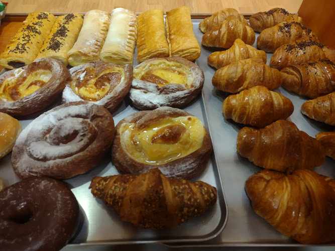 Fotografia tomada fuera de L'encant - Forn de pa en Súria, Barcelona