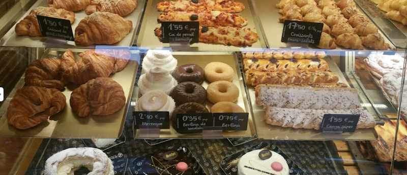 Fotografia tomada fuera de Forn de Cabrianes - Panadería en Sant Fruitós de Bages, Barcelona