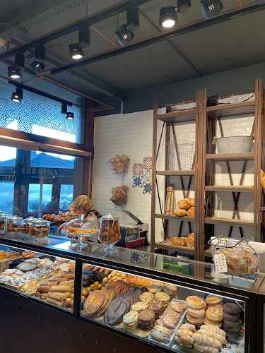 Fotografia tomada fuera de La Rústica, Bread and More - Panadería en Sant Cugat del Vallès, Barcelona