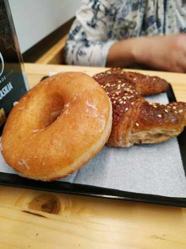 Fotografia tomada fuera de Forn i Pastisseria Quixal - Panadería en Sant Boi de Llobregat, Barcelona