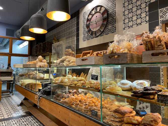 Fotografia tomada fuera de Horno Boix - Forn de pa en Barcelona, Barcelona