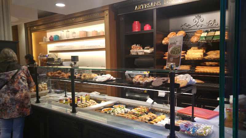 Fotografia tomada fuera de El Fornet - cafeterías en Barcelona, Barcelona