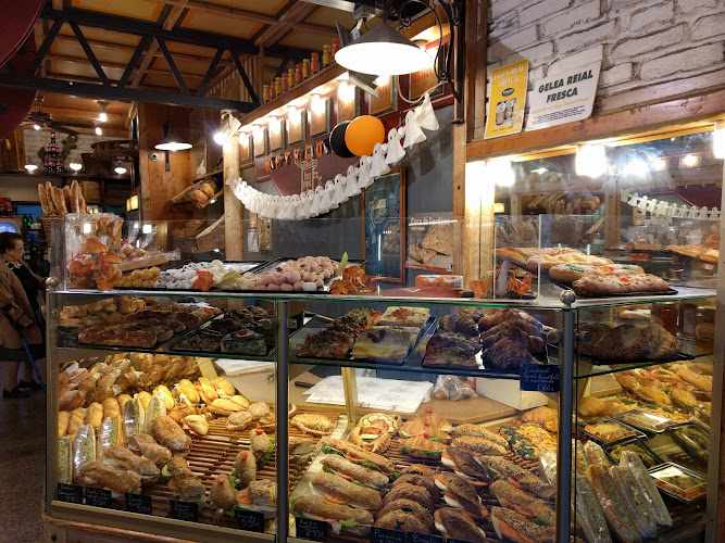 Fotografia tomada fuera de Fleca Comtal - Forn de pa en Barcelona, Barcelona