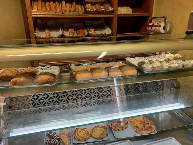 Fotografia tomada fuera de PASTELERIA SANZ S.L. - Pastelería en Valderrobres, Teruel