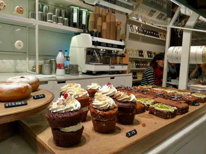 Fotografia tomada fuera de Chök Carme | Pastelería Barcelona - Pastisseria en Barcelona, Barcelona