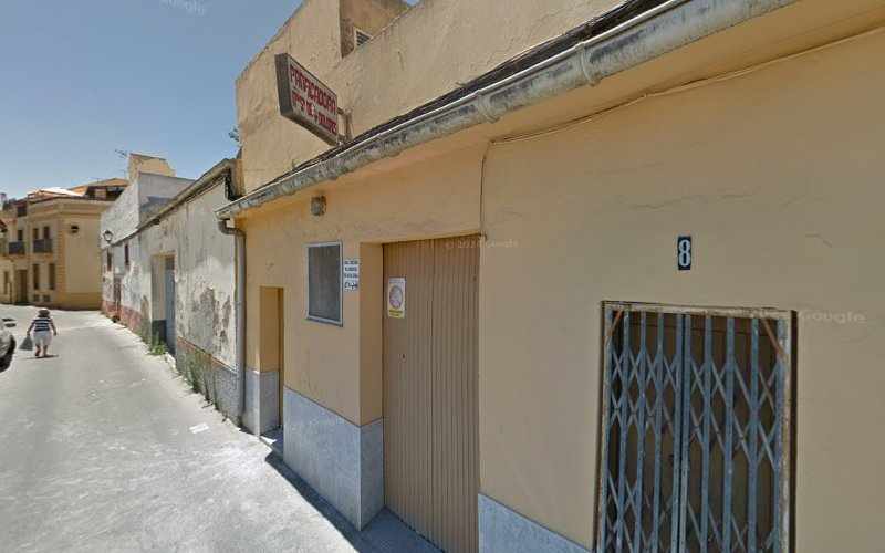 Fotografia tomada fuera de Nuestra Señora de los Dolores - Panadería en Sanlúcar de Barrameda, Cádiz