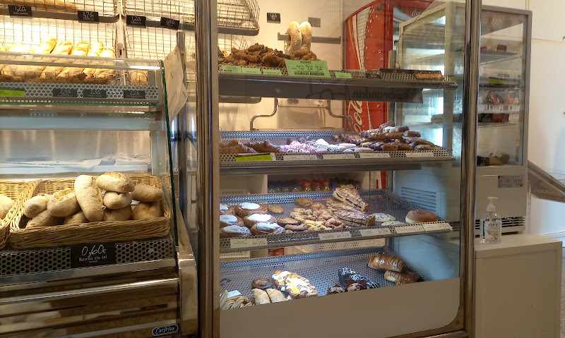 Fotografia tomada fuera de Horno Sanbrandan - Panadería en A Coruña, A Coruña