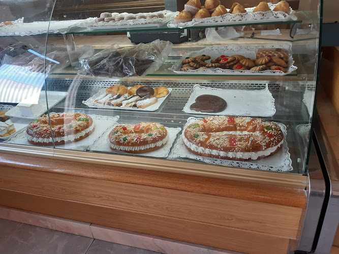 Fotografia tomada fuera de Horno San Martín panadería - Panadería en San Martín de la Vega, Madrid