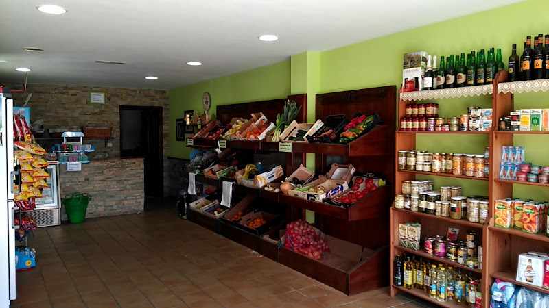 Fotografia tomada fuera de Panaderia La Masiera - Panadería en Puerto de Vega, Asturias