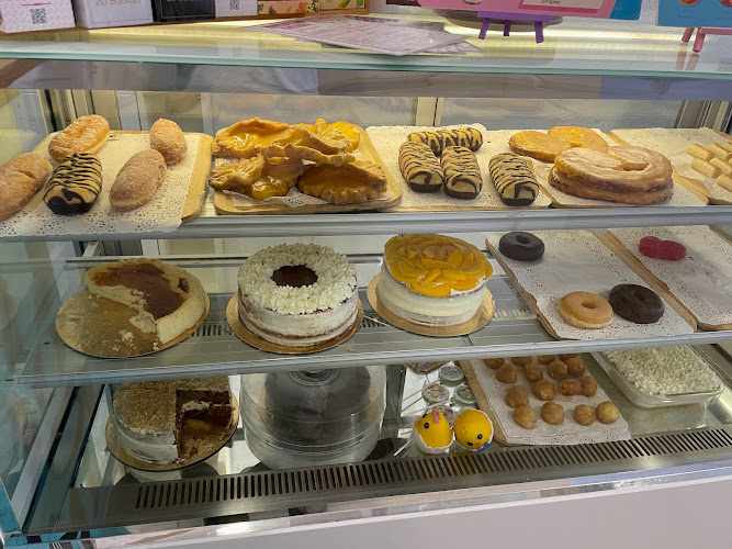 Fotografia tomada fuera de Angela´s Panes y Dulces - Pastelería en Navacerrada, Madrid